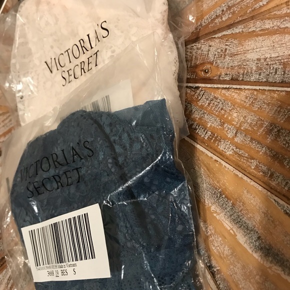 NIP Victoria’s Secret Mesh&Lace High-neck Bralette - Picture 3 of 7